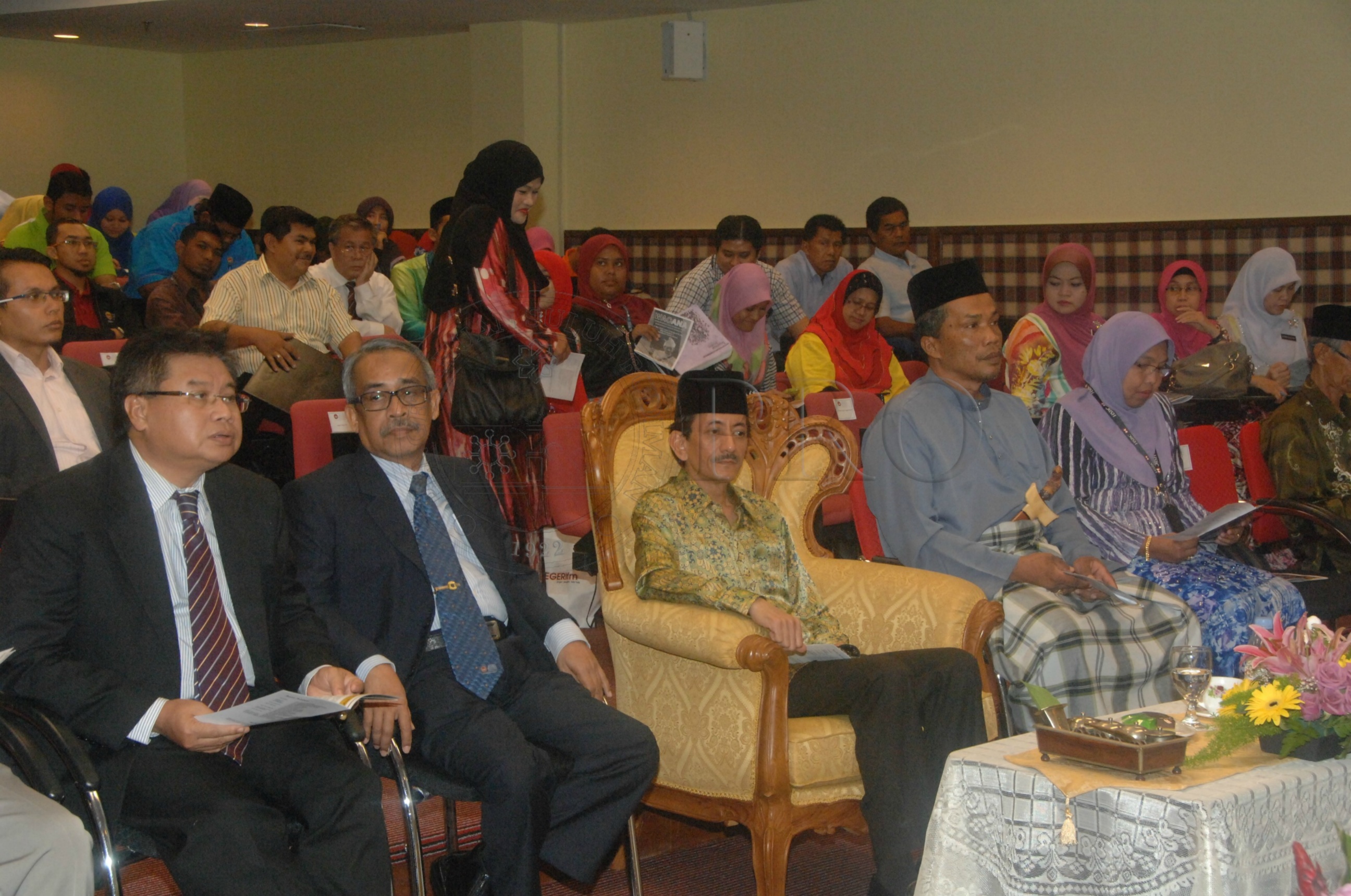 PRO 14 33 WACANA FBA 0129